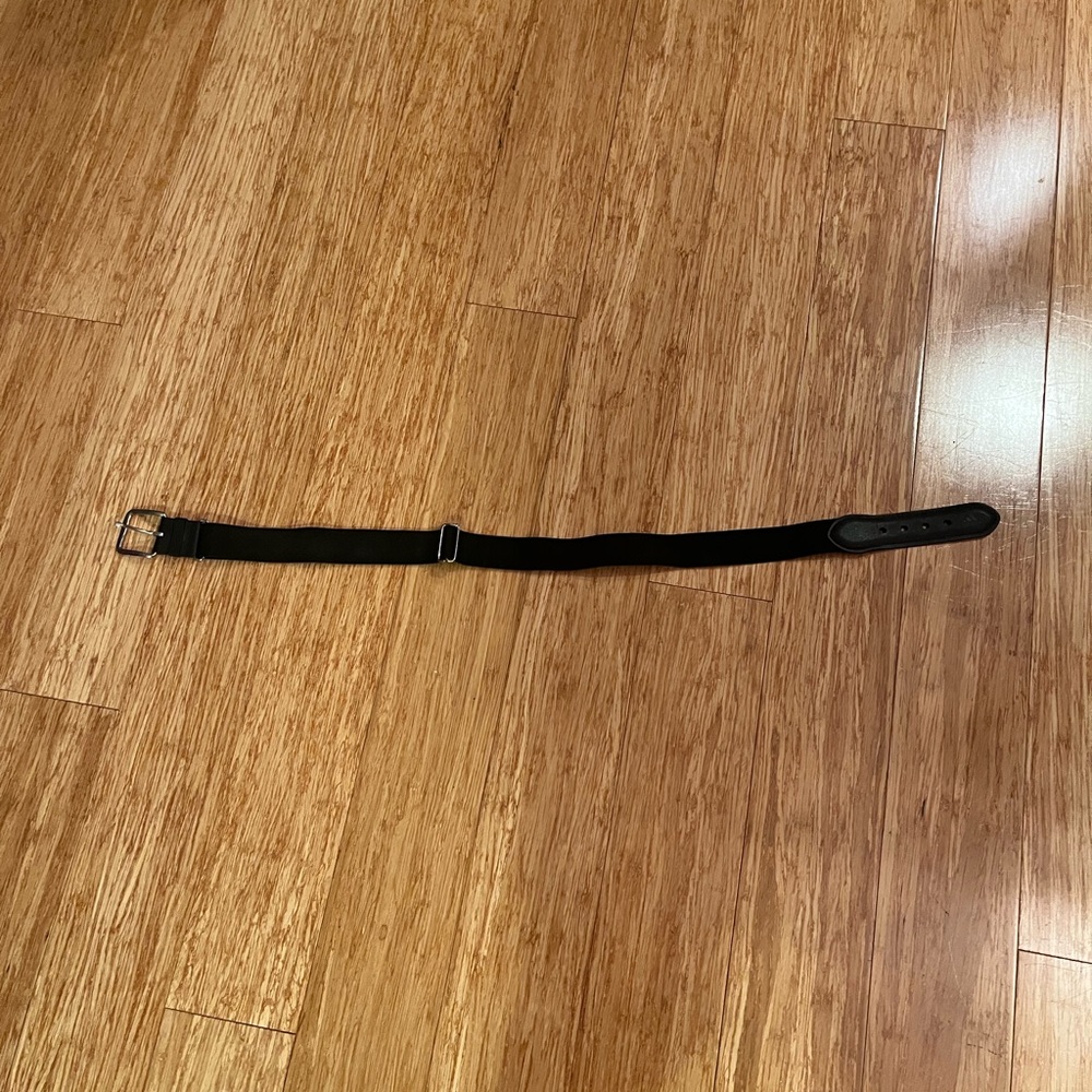 Black Adidas adjustable baseball belt…. EUC